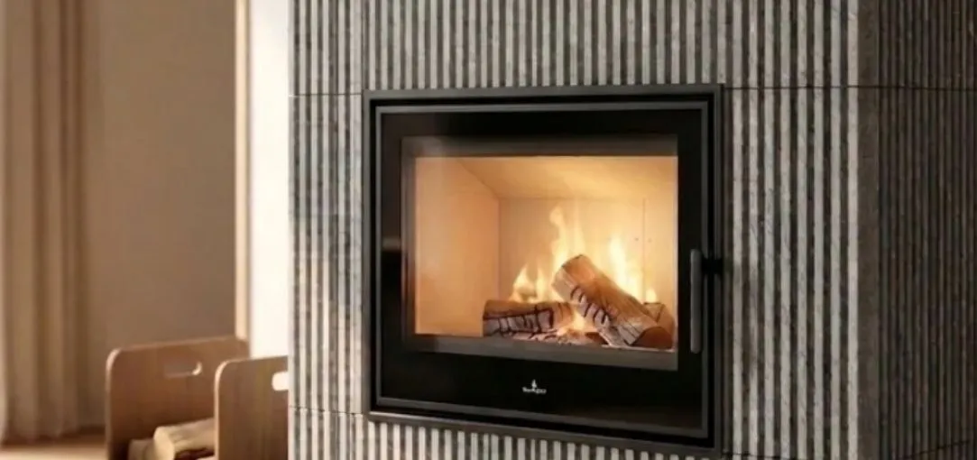 Por que as lareiras soapstone são tendência no aquecimento residencial europeu?