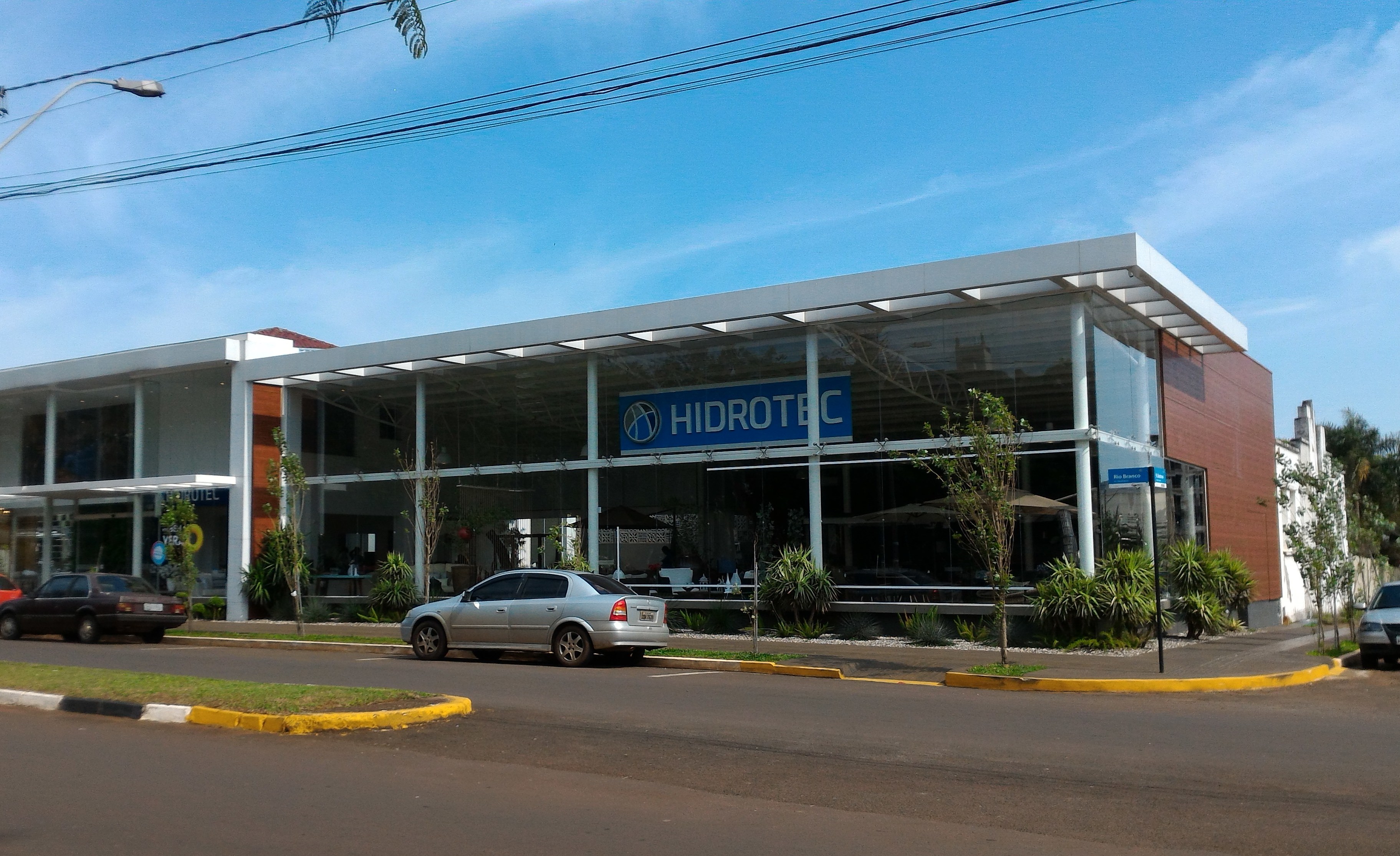 Hidrotec Piscinas é novo revendedor de Calefatores Bronpi
